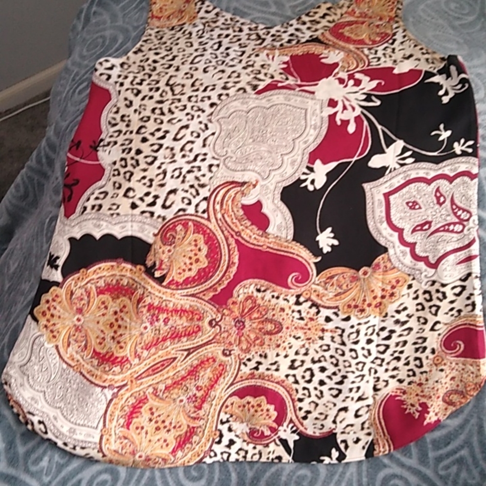 Chico's 4 In One Reversible Layering Shell.